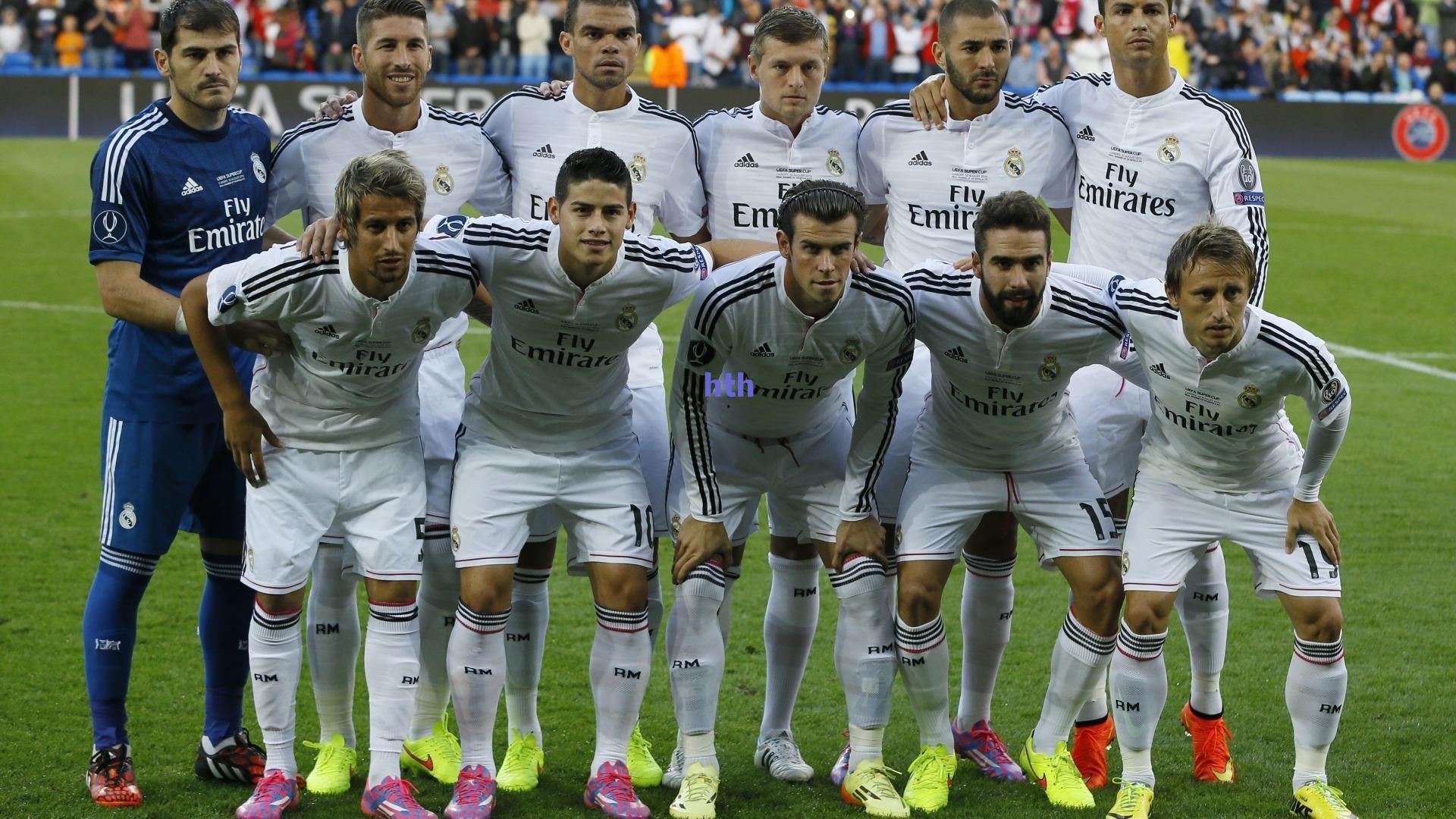 华体会体育官网-小西蒙斯，利拉德已经为新赛季做好了准备