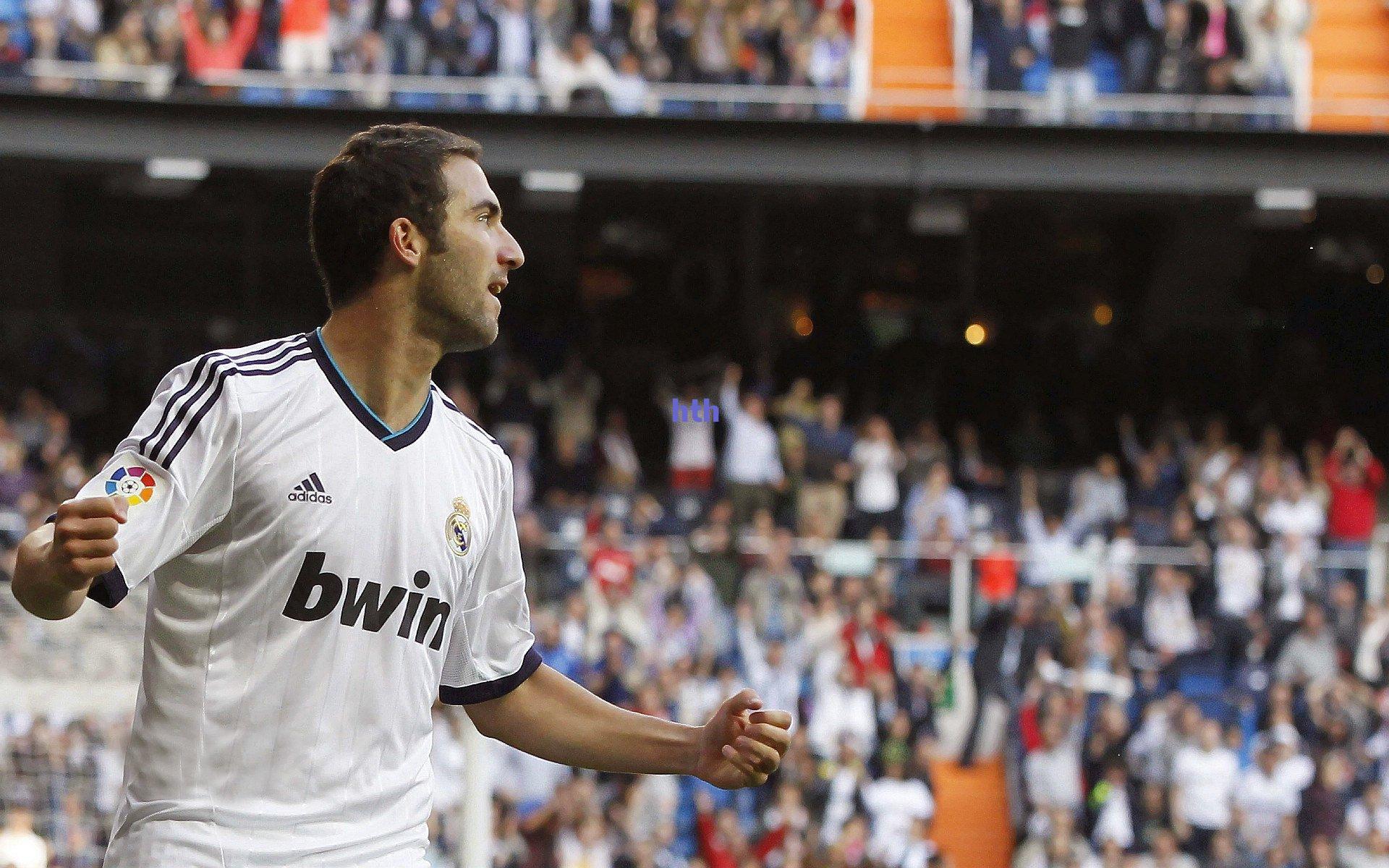 hth_比利亚畅谈锋线哲学，传统九号永不过时，盛赞阿尔瓦雷斯传承衣钵